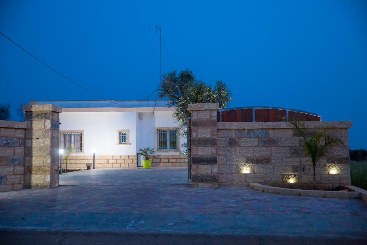 Villetta Mari Con Piscina Esclusiva Nel Salento Capilungo Zewnętrze zdjęcie
