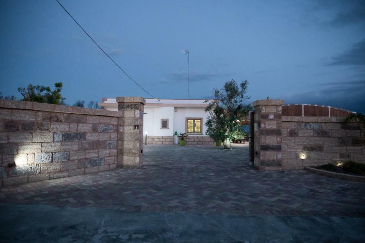 Villetta Mari Con Piscina Esclusiva Nel Salento Capilungo Zewnętrze zdjęcie